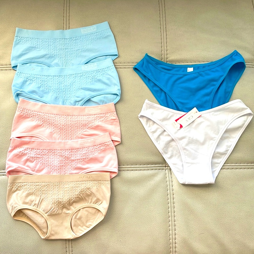 Women’s panties brand new with tag and brand new without tags size small